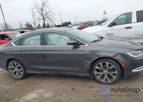 2015 Chrysler 200 C из США, поврежденный, VIN 1C3CCCCG4FN525920